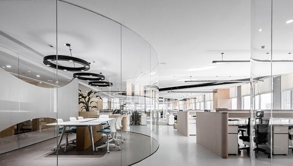 玻璃磚:辦公室設(shè)計(jì)的新寵 玻璃磚:辦公室設(shè)計(jì)的新寵